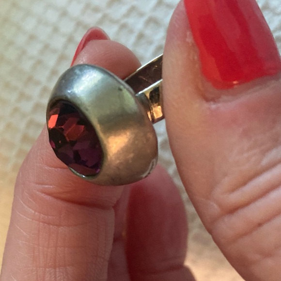 Big Metal London purple stone Ring - Picture 5 of 10